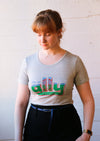 Rest: T-skjorte med trykk "Ally" dame